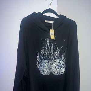 NWT Unique and stylish Mens sweatshirt with hood.